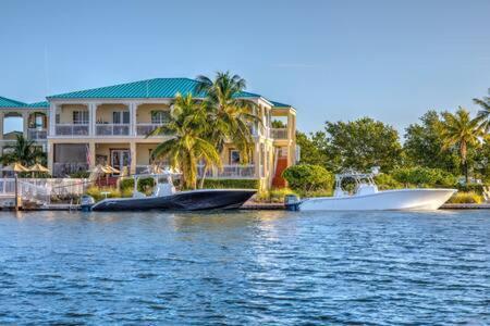 Grand Marina Suite By Brightwild-Waterfront Condo Key West Exterior photo